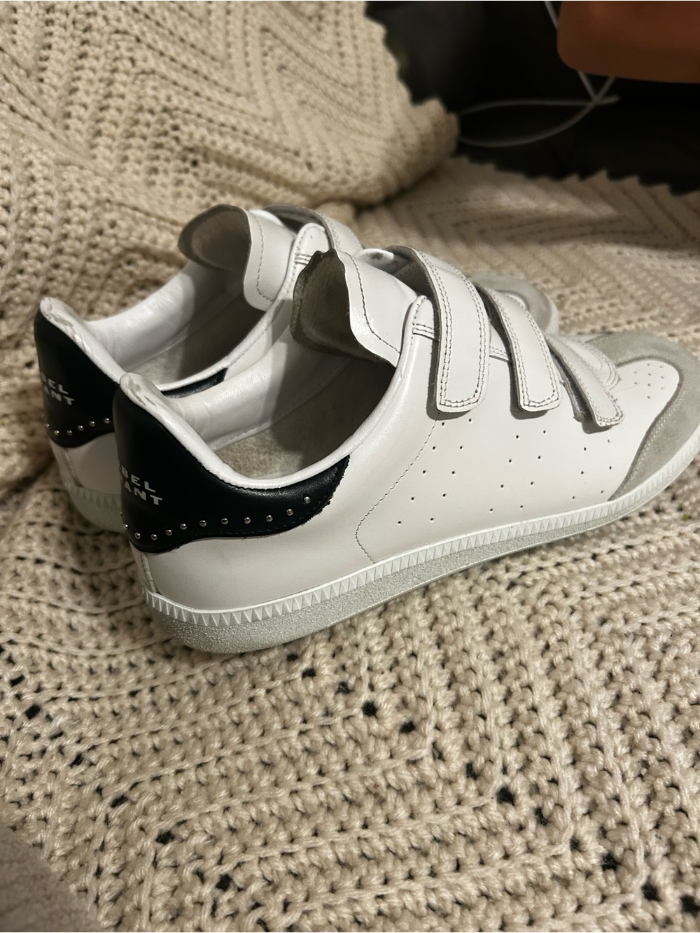 Isabel Marant White Sneakers with Black Heel Detail - Picture 2 of 8